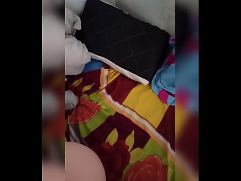 ❤️ Minha colega de quarto fica sozinha em casa porque seu marido vai de férias e eu aproveito para fodê-la e encher seu traseiro de leite Porno vídeo em nós ☑
